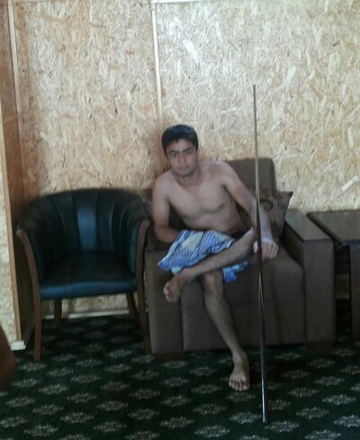  ,   Ruslan, 33 ,  