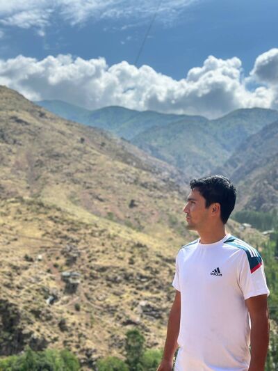  ,   Bekzod, 23 ,   ,   