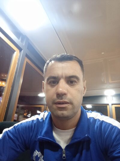  ,   Vaniusa, 38 ,   ,   
