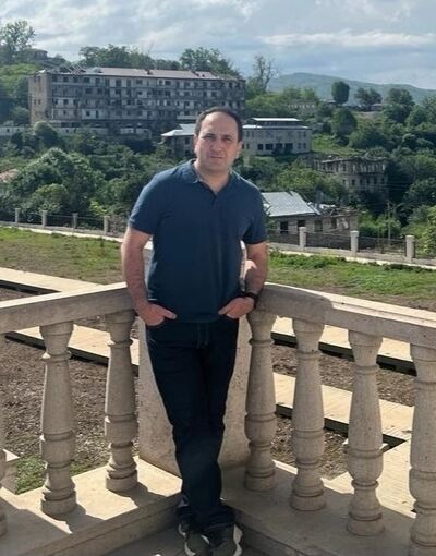  ,   Samiko, 42 ,   ,   