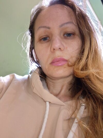  ,   Nina, 41 ,   c 