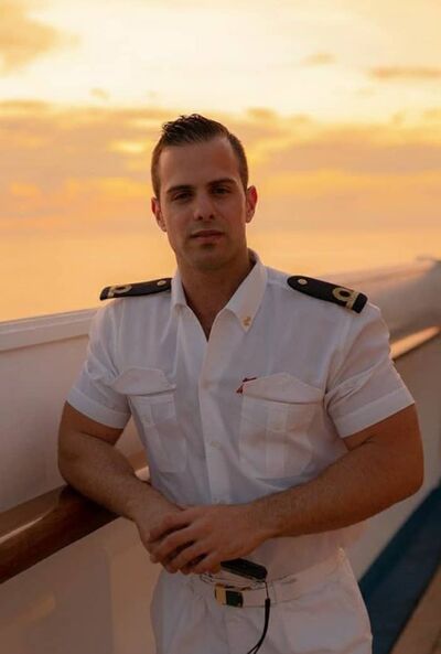  ,   Alex, 45 ,   ,   