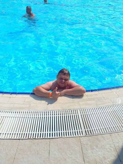  ,   Leonid, 44 ,   ,   , 