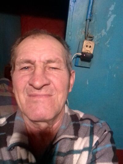  ,   Yurik, 61 ,     , c , 