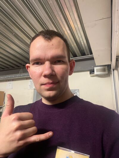  ,   Tony, 28 ,   ,   , c , 