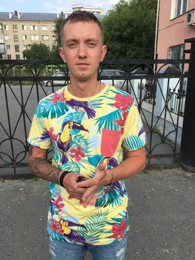  ,   Andrej, 34 ,   ,   