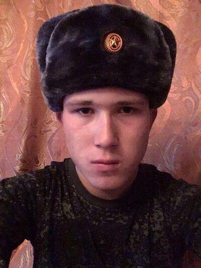  ,   Ivan, 27 ,   , 