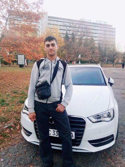  ,   Ihor, 29 ,   ,   