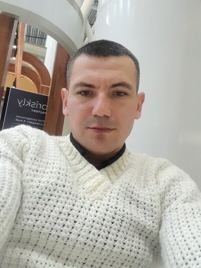  ,   Lawyer, 35 ,   ,   , c , 