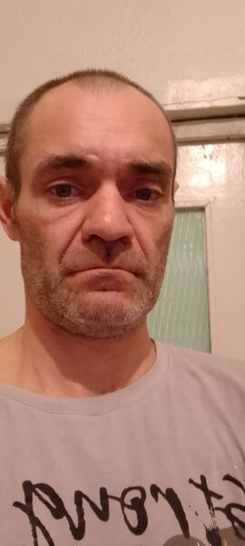  ,   Cergei, 44 ,   ,   
