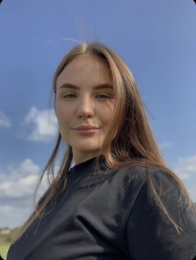  ,   Dasha, 20 ,   ,   