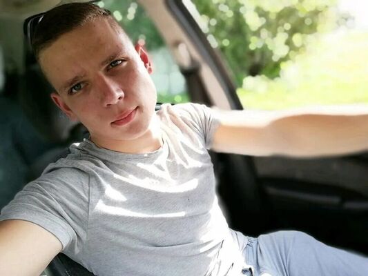  ,   Vitaliy, 21 ,   ,   
