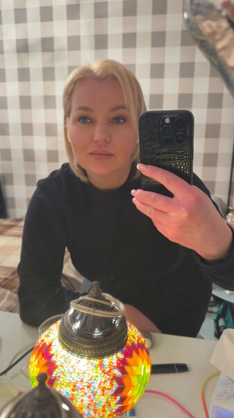  ,   Ksenia, 48 ,   c 