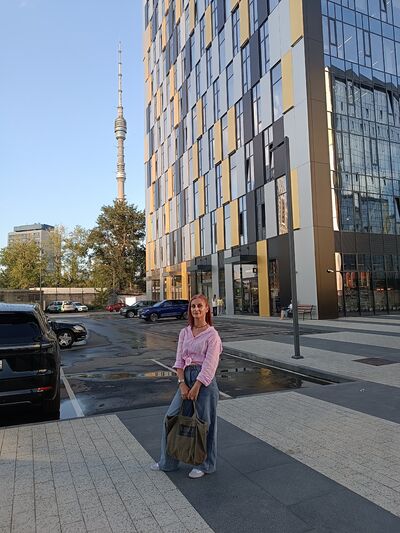  ,   Diana, 44 ,   c , 