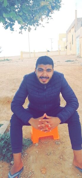  ,   Adel, 27 ,   ,   , c 