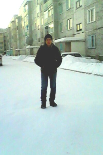  -,   Valentin, 49 ,   