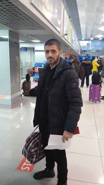  ,   Levon, 45 ,   ,   , 