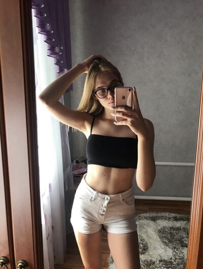  Gliwice,   Karina, 19 ,   ,   