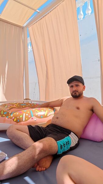  ,   Tiko, 30 ,   ,   