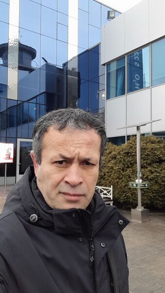  ,   Zohid, 48 ,   c 