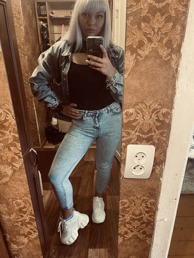  ,   Harli, 29 ,  