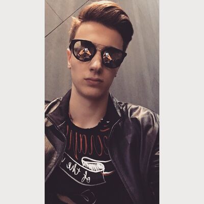  ,   Alex, 26 ,   ,   , c 