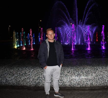  Warszawa,   Denis, 27 ,   c 