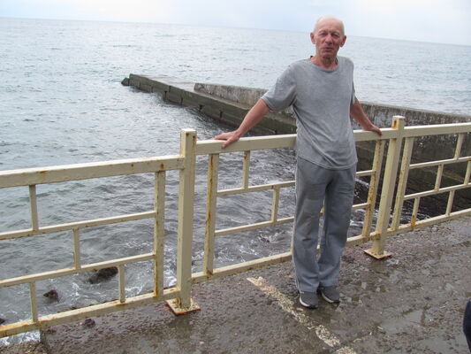  ,   Wiktor, 67 ,   ,   , c 