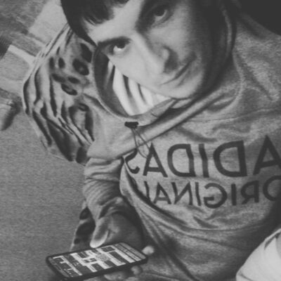  ,   Alex, 40 ,   