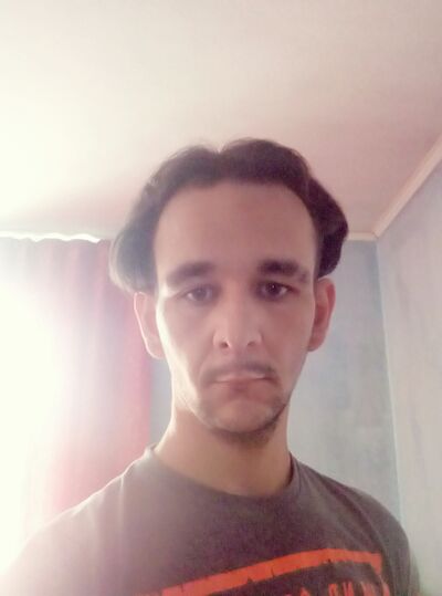  ,   Marek, 29 ,   ,   