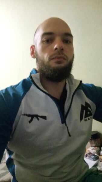  ,   Malik, 36 ,   , 