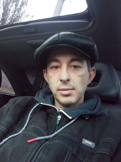  ,   Aleksey, 47 ,   c 