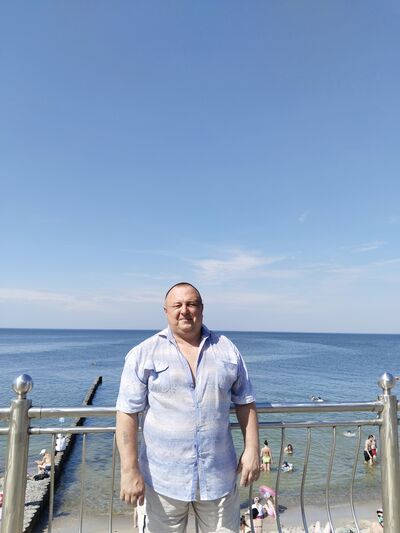  ,   Viktor, 64 ,     , c , 