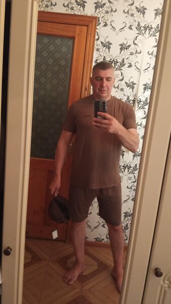  ,   Maikl, 44 ,   c , 