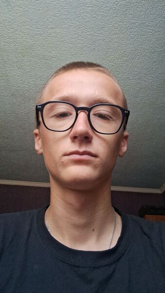  ,   Anton, 18 ,   ,   