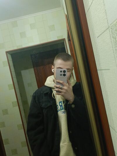  ,   Daniil, 21 ,   ,   