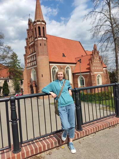  ,   Alena, 44 ,   ,   