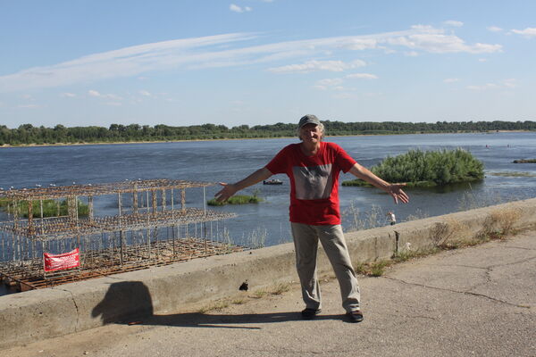  ,   Oleg, 63 ,   c , 