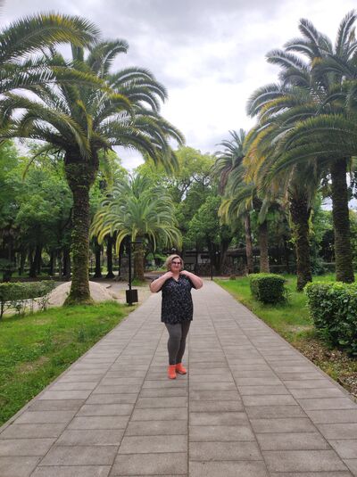  ,   Valentina, 40 ,   ,   