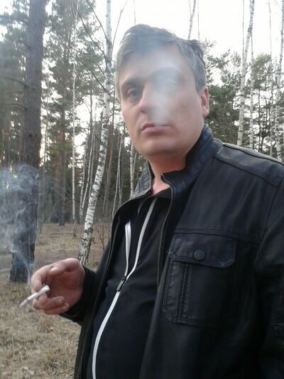  ,   Den, 44 ,  