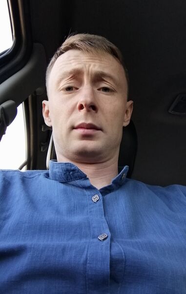  ,   Artem, 33 ,   ,   , c , 