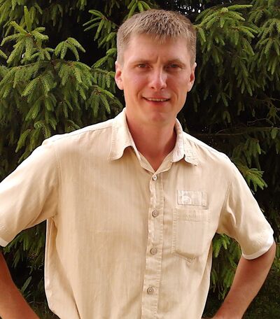  ,   Tor Vik, 43 ,   