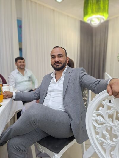  ,   Moxcym, 35 ,  