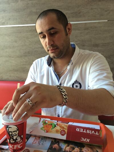  ,   Zaur, 43 ,   