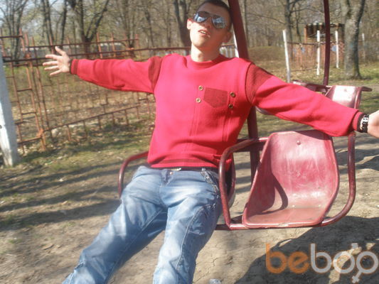  ,   Denis, 35 ,  