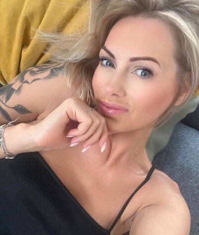  ,   Aurelie, 41 ,   ,   