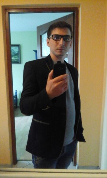  ,   Anton, 32 ,   ,   , c 