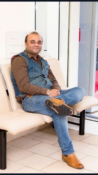  ,   Manish, 45 ,   ,   