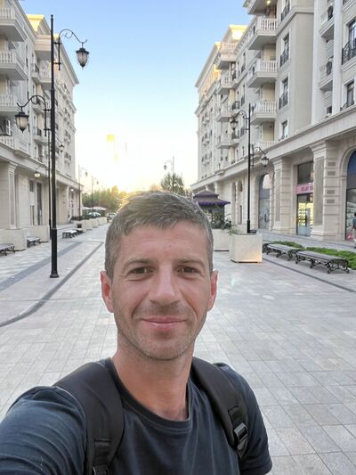  ,   Aleksanr, 37 ,   ,   , c , 