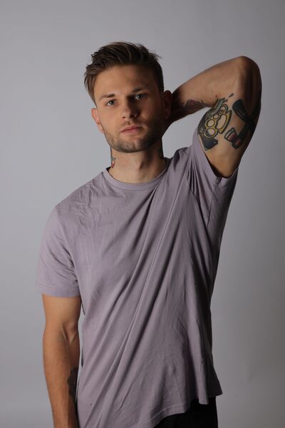  King George,   , 28 ,   ,   